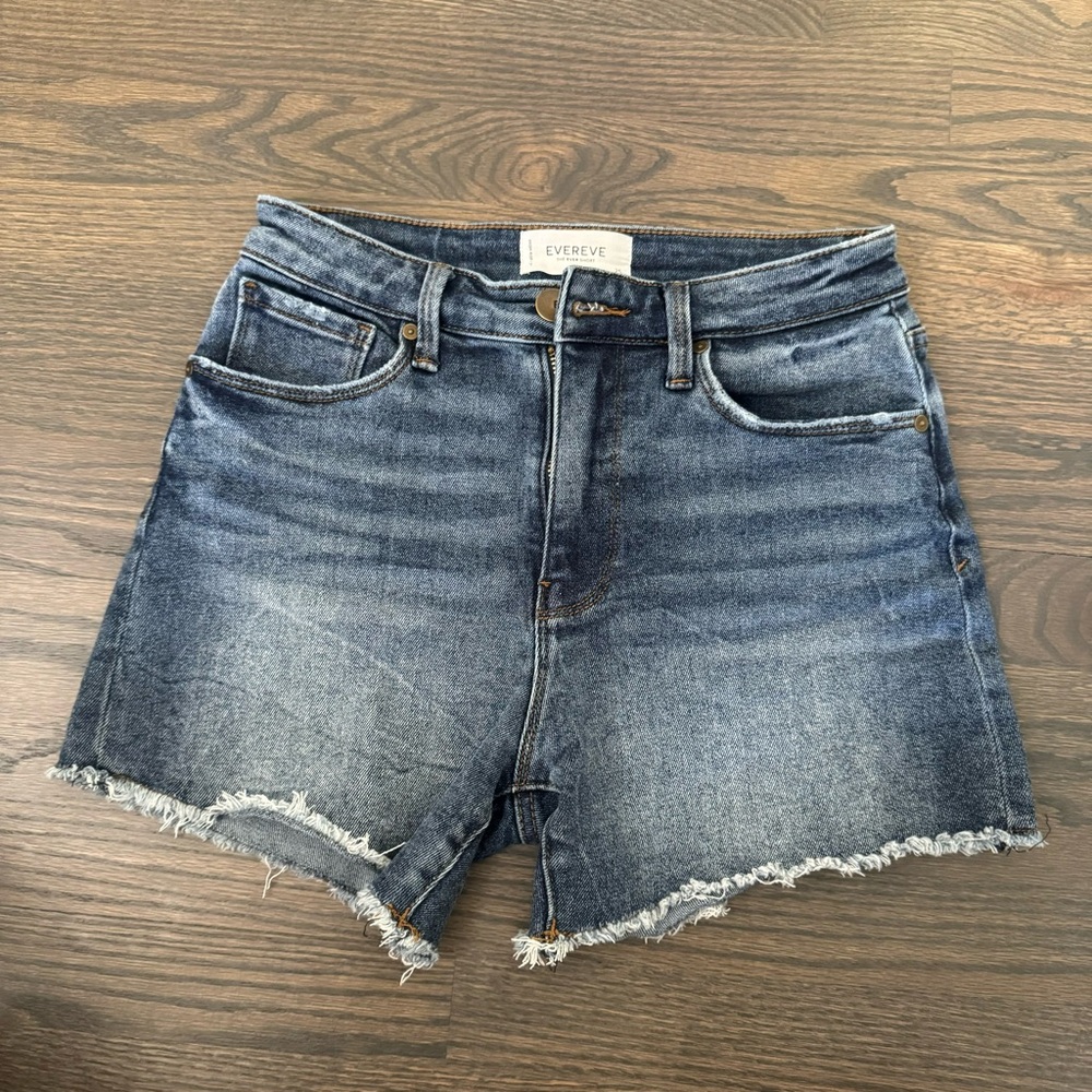 Evereve EVER Short High-Rise Frayed Hem Denim Size 25